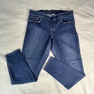 Levi Womens Size 18 Dark Wash Pull On Stretch Denim Jeans Elastic Waist Pockets